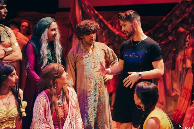 Guía completa para escribir un guion de teatro